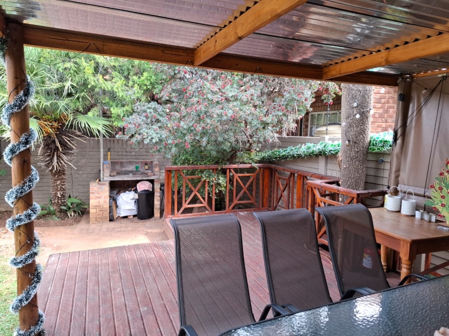 2 Bedroom Property for Sale in Langenhovenpark Free State